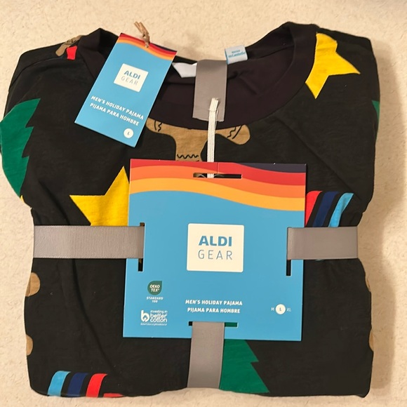 Aldi Gear 2024 Men’s Women’s Ladies Kids Unisex Festive Holiday Pajama Set! 🎄✨🛒🖤 - Picture 2 of 8
